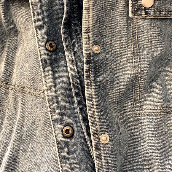 Pretty Little Thing Oversized Denim Jacket size 4 - Picture 8 of 8